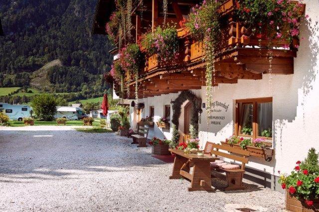 Gaestehaus Kastenhof Sankt Johann im Pongau Luaran gambar