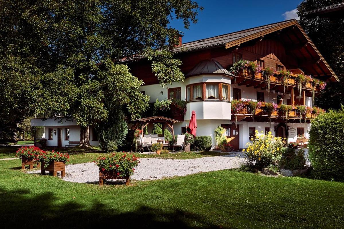Gaestehaus Kastenhof Sankt Johann im Pongau Luaran gambar