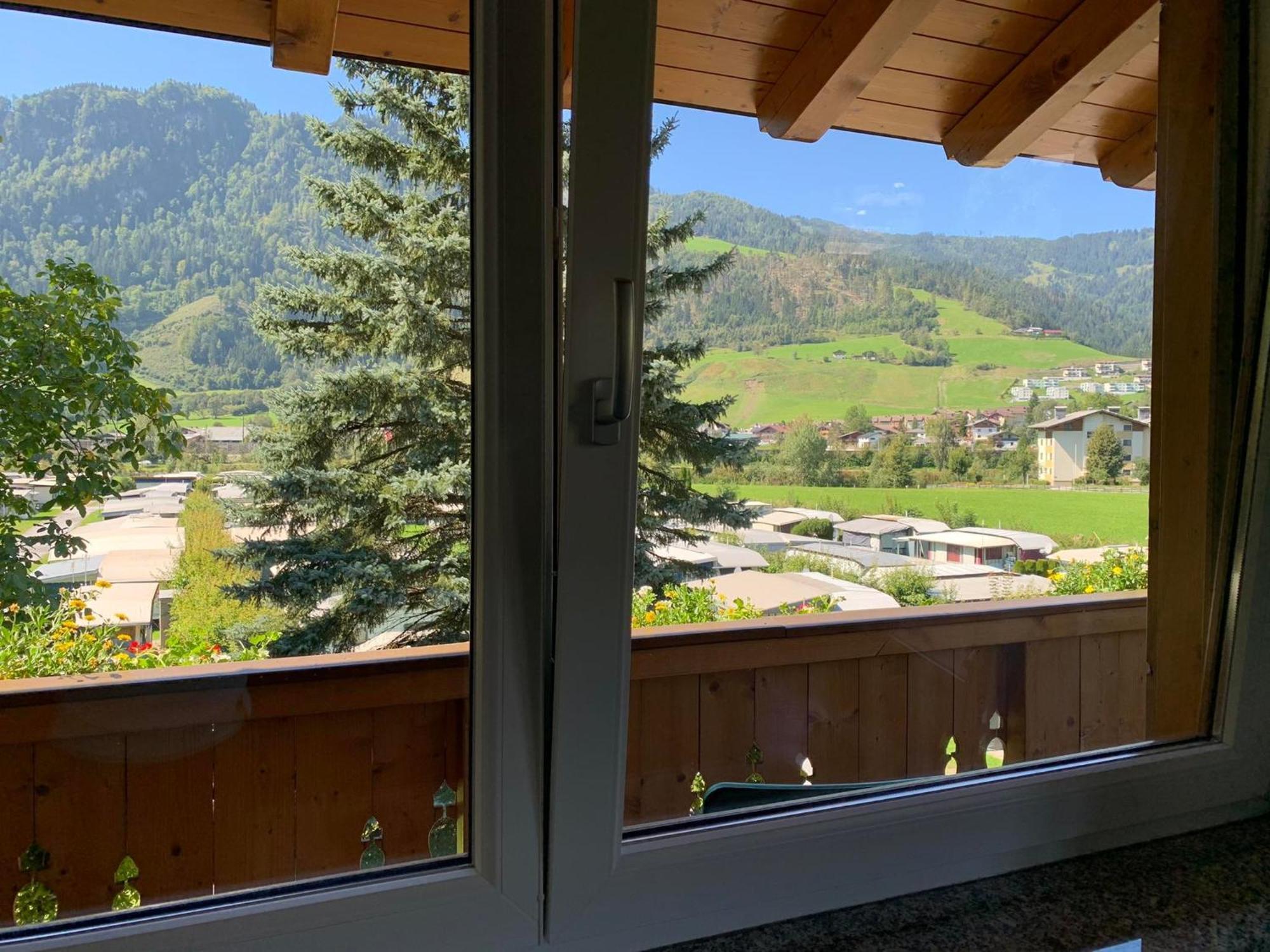 Gaestehaus Kastenhof Sankt Johann im Pongau Luaran gambar